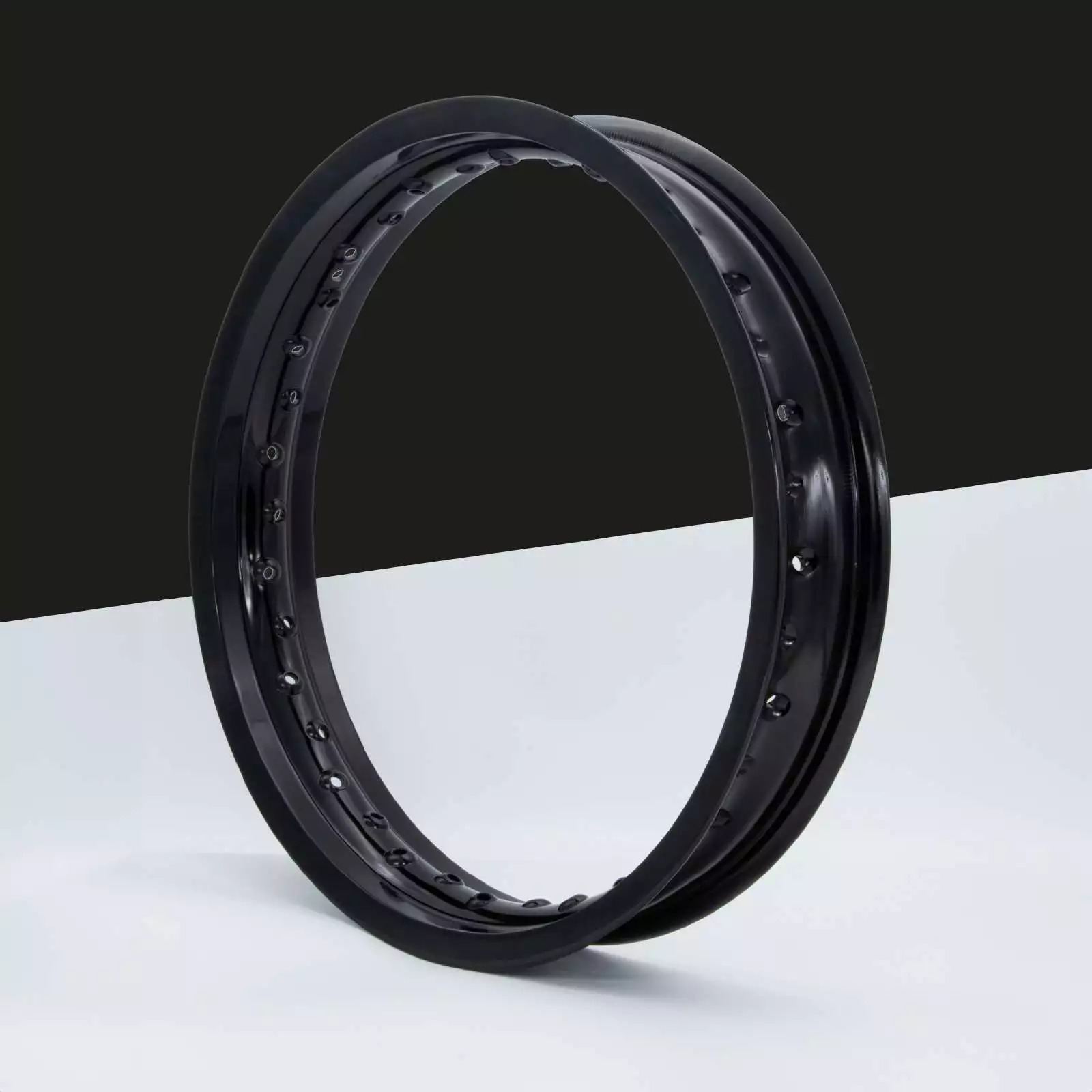 Felge / Felgenring Schwarz 2,5 x 16 Aluminium eloxiert – passend für Simson Felge / Felgenring Schwarz 2,5 x 16 Aluminium eloxiert – passend für Simson