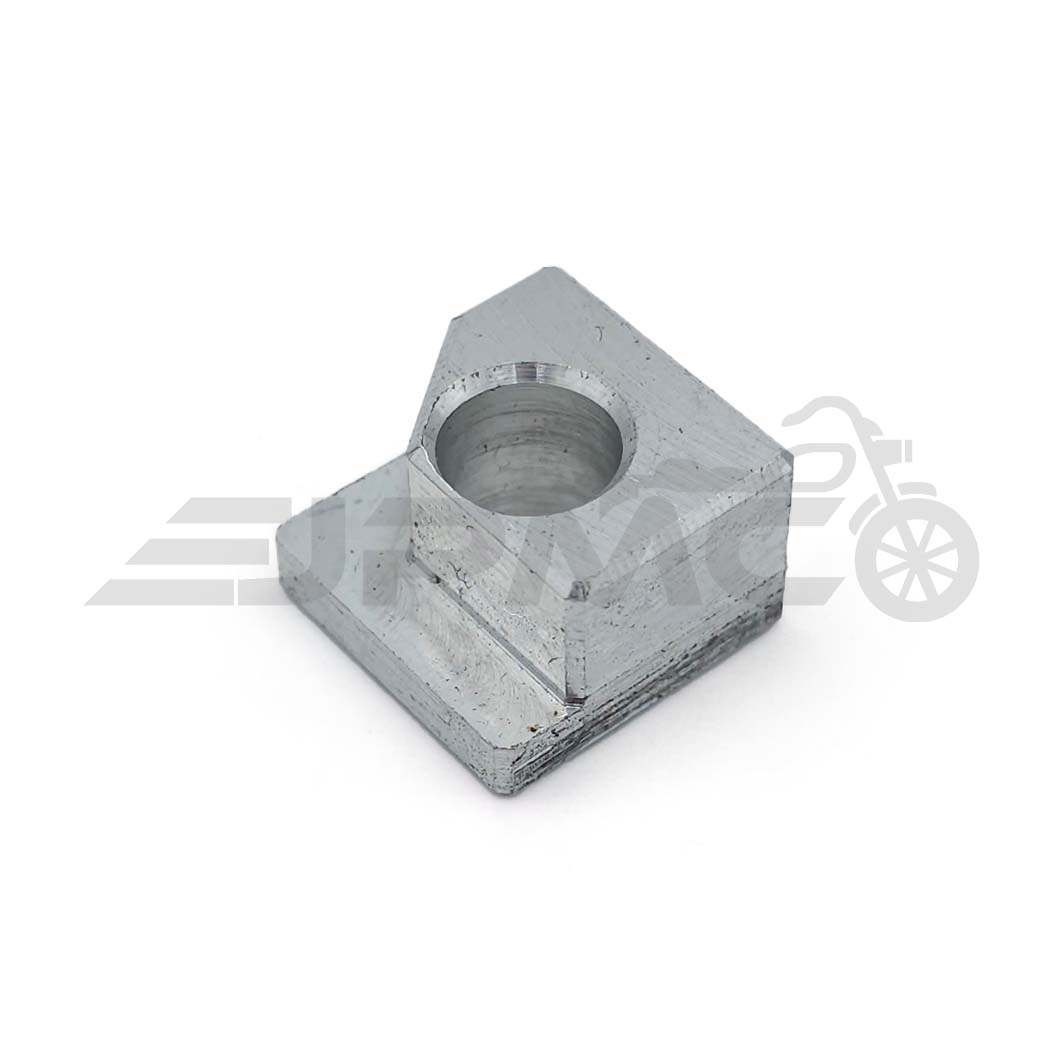 Stehbolzenadapter für Mikuni und Nachbau Mikuni Vergaser Stehbolzenadapter für Mikuni und Nachbau Mikuni Vergaser
