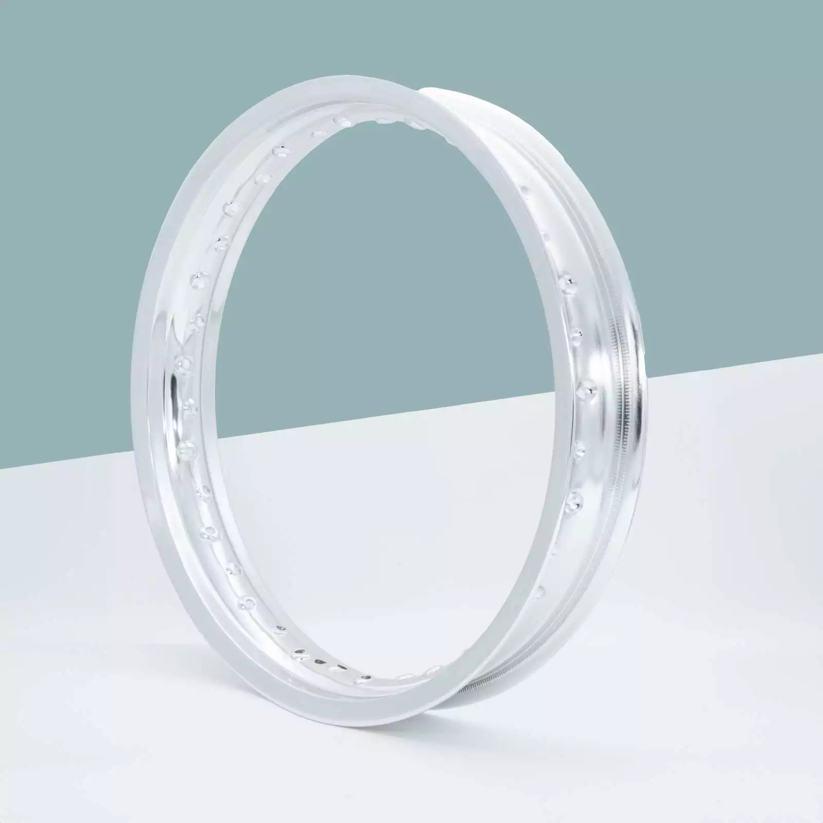 Felge / Felgenring Silber 2,15 x 16 Aluminium eloxiert – passend für Simson Felge / Felgenring Silber 2,15 x 16 Aluminium eloxiert – passend für Simson